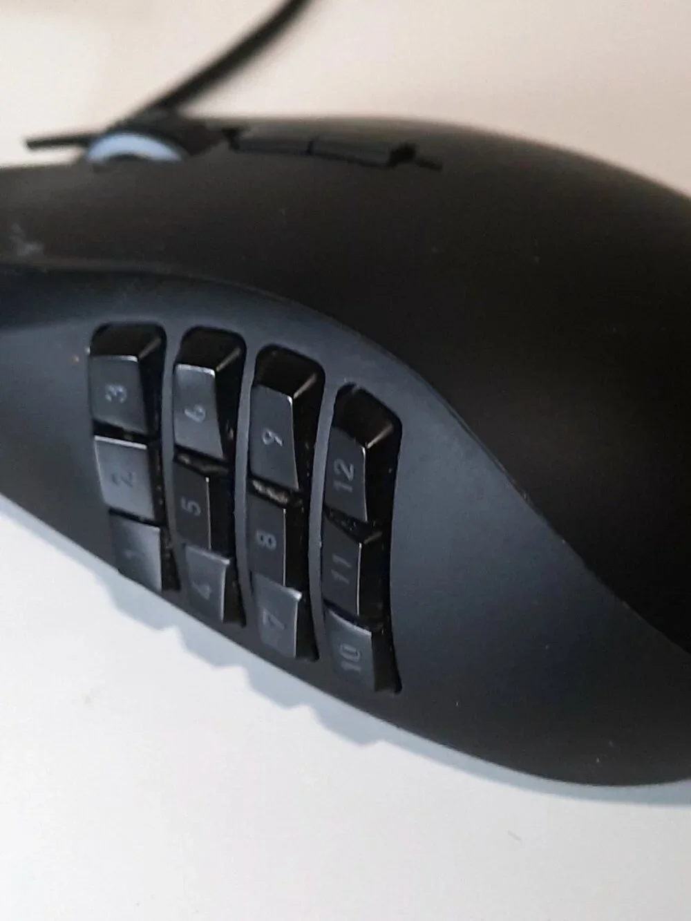 Razer Naga Chroma Gaming Mouse Unisex OS Black RZ01-0161 MMO Wired RGB
